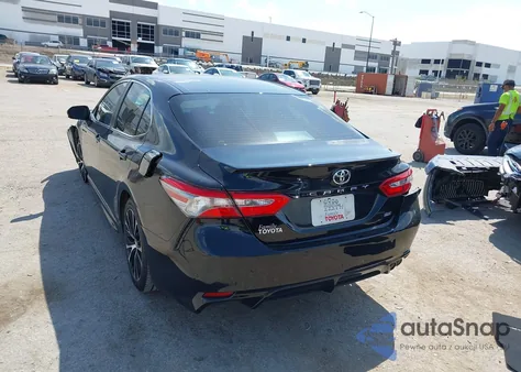 2018 Toyota Camry Se from USA, damaged, VIN 4T1B11HK9JU660707